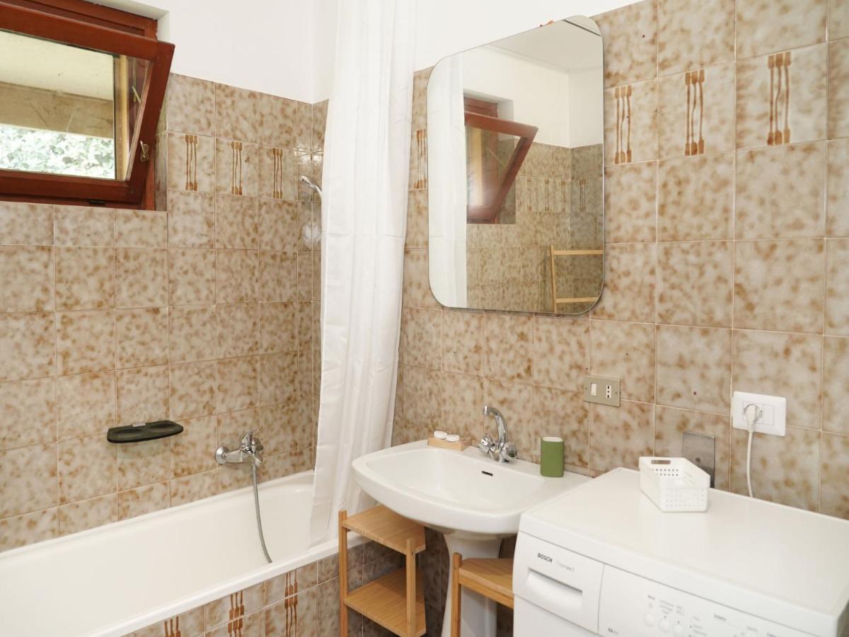 Studio Hermitage-4 By Interhome Porto Valtravaglia Ngoại thất bức ảnh